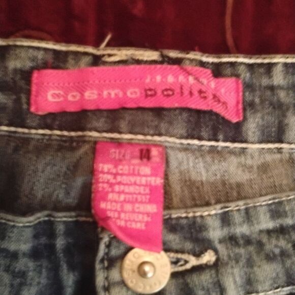 Cosmopolitan Gray Cropped Jeans - Picture 13 of 13
